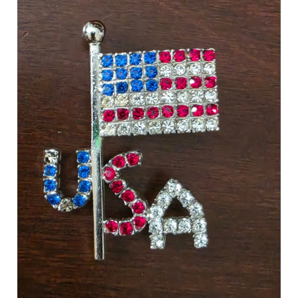 USA American Flag Rhinestone Brooch Silver Tone Patriotic Red White Blue Pin‎